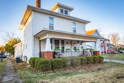 424 E Sandusky Avenue, Bellefontaine, OH 43311 - Photo 1