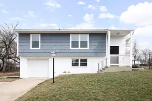 3106 Caralee Dr, Columbus, OH 43219 - Photo 1