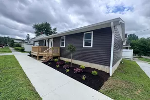 310 E Union Ave, McConnelsville, OH 43756 - Photo 1