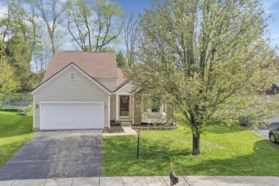 1402 Harold Stewart Parkway, Pataskala, OH 43062 - Photo 1
