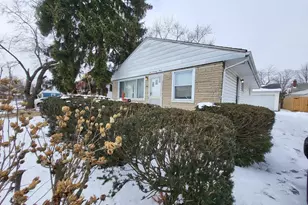 673 Roth Ave, Columbus, OH 43228 - Photo 1