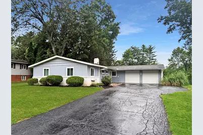 3318 Darbyshire Drive, Hilliard, OH 43026 - Photo 1