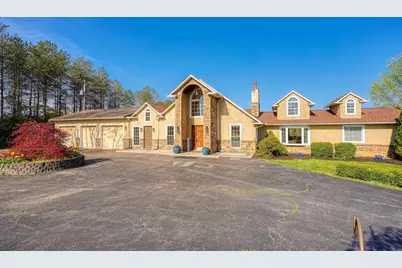 4251 Harrisburg Georgesville Road, Grove City, OH 43123 - Photo 1