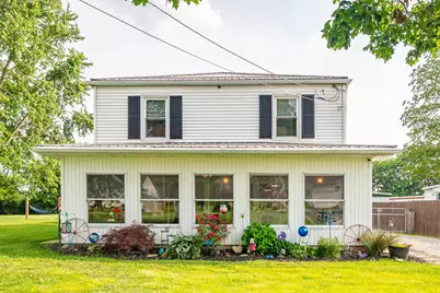 929 Dayton Avenue NW, Washington Court House, OH 43160 - Photo 1