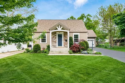 420 E Beaumont Road, Columbus, OH 43214 - Photo 1