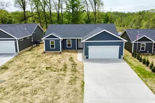 201 Brushwood Dr, Mansfield, OH 44907 - Photo 1