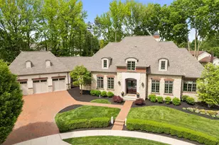 2060 Fontenay Pl, Upper Arlington, OH 43220 - Photo 1