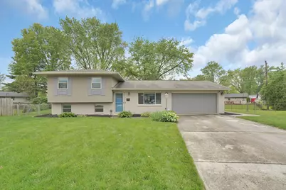 421 Canterwood Court, Columbus, OH 43230 - Photo 1