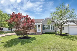 109 Highland Ave, Circleville, OH 43113 - Photo 1