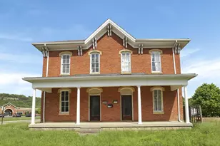 632 N Broad St, Lancaster, OH 43130 - Photo 1