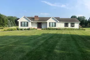 720 Millstone Ln, Mount Vernon, OH 43050 - Photo 1