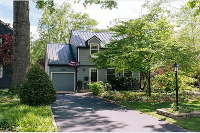 383 Canyon Drive N, Columbus, OH 43214 - Photo 1