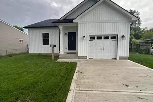 944 Binns Blvd, Columbus, OH 43204 - Photo 1