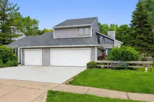 1232-34 Weybridge Road N, Columbus, OH 43220 - Photo 1