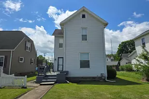 815 Denman Ave, Coshocton, OH 43812 - Photo 1