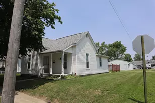 832 S Hinde St, Washington Court House, OH 43160 - Photo 1