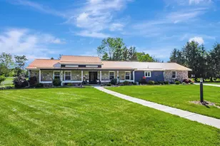 1550 Kingwood Cir, Marion, OH 43302 - Photo 1