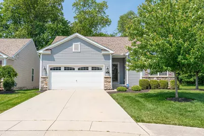 140 Broadstone Circle E, Blacklick, OH 43004 - Photo 1