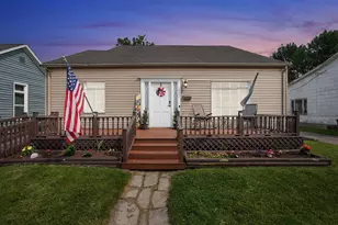 519 E Paint St, Washington Court House, OH 43160 - Photo 1