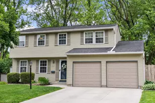 1677 Tendril Ct, Columbus, OH 43229 - Photo 1