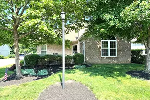 2328 Willowside Ln, Grove City, OH 43123 - Photo 1