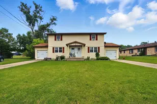 1053 Neil Cir N, Mansfield, OH 44903 - Photo 1