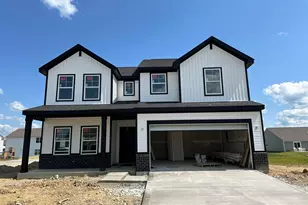 614 Lois Ln, London, OH 43140 - Photo 1