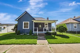 610 Chestnut St, Dresden, OH 43821 - Photo 1