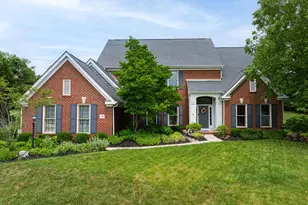 390 Engelwood Ct, Powell, OH 43065 - Photo 1