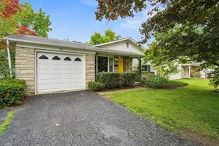 401 Smith Rd, Columbus, OH 43228 - Photo 1