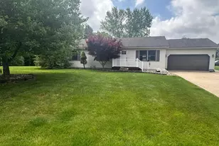 477 Greenlawn Dr, Howard, OH 43028 - Photo 1