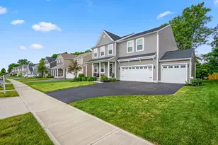 8022 Narrow Leaf Dr, Blacklick, OH 43004 - Photo 1