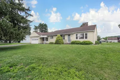 824 Colonial Drive, Heath, OH 43056 - Photo 1