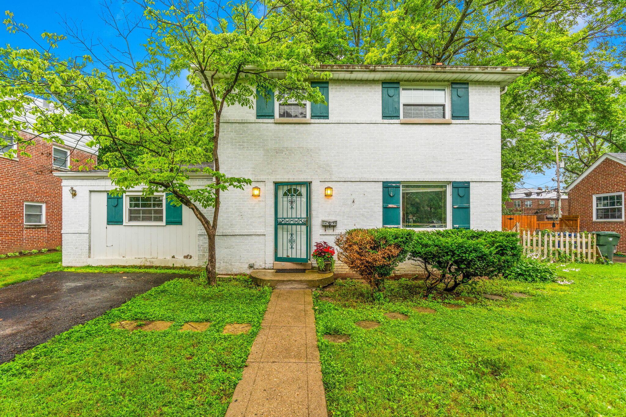 2909 Bryden Rd, Columbus, OH 43209 - MLS 225022381 - Coldwell Banker