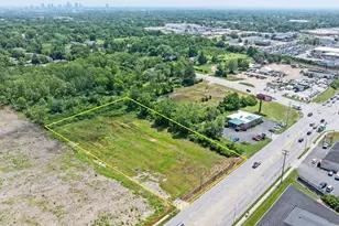 664 N Wilson Rd, Columbus, OH 43204 - Photo 1