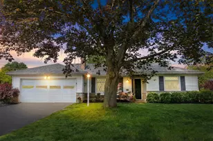 3287 Leighton Rd, Columbus, OH 43221 - Photo 1