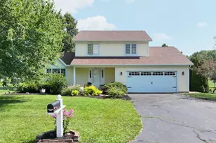 2 Delaware Dr, Fredericktown, OH 43019 - Photo 1