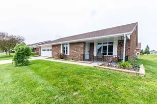 421 Denton St, London, OH 43140 - Photo 1