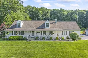 147 England Hollow Rd, Chillicothe, OH 45601 - Photo 1