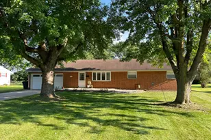 221 Royal Ln, Enon, OH 45323 - Photo 1