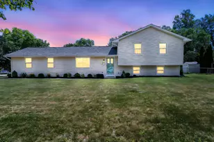 279 Old Coach Pl, Canal Winchester, OH 43110 - Photo 1