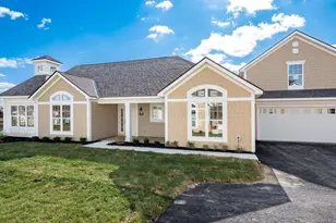 141 Narragansett Dr, Buckeye Lake, OH 43008 - Photo 1