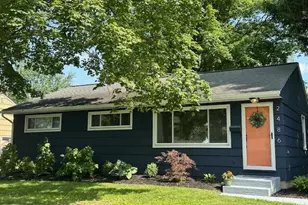 2486 Cranford Rd, Columbus, OH 43221 - Photo 1