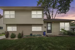 922 Afton Rd, Columbus, OH 43221 - Photo 1