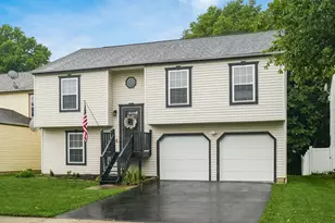 3253 St Bernard Cir, Columbus, OH 43232 - Photo 1