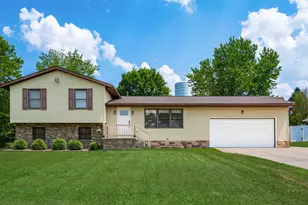 6810 Dillon Hills Dr, Nashport, OH 43830 - Photo 1