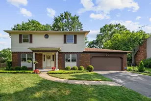 1295 Castleton Rd N, Columbus, OH 43220 - Photo 1