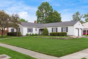 436 Darbyhurst Rd, Columbus, OH 43228 - Photo 1