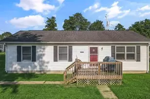 304 N Canal St, Sugar Grove, OH 43155 - Photo 1