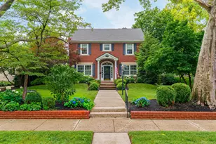 2356 Sherwood Rd, Columbus, OH 43209 - Photo 1